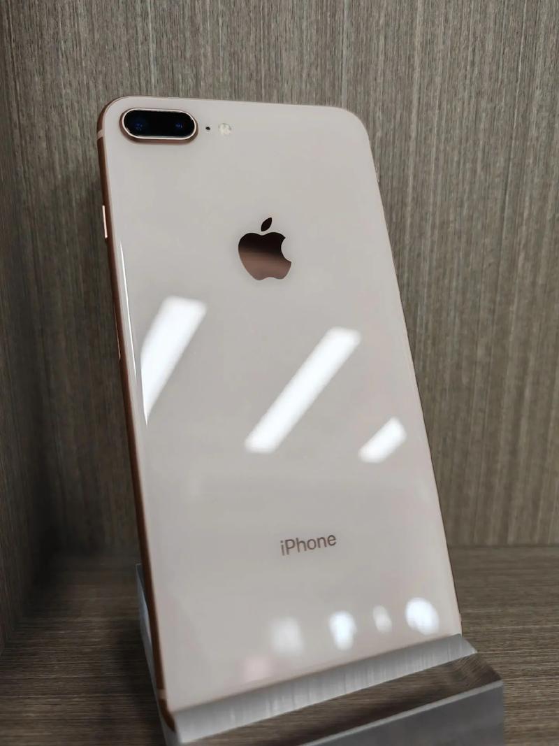 苹果8和8plus哪个实用