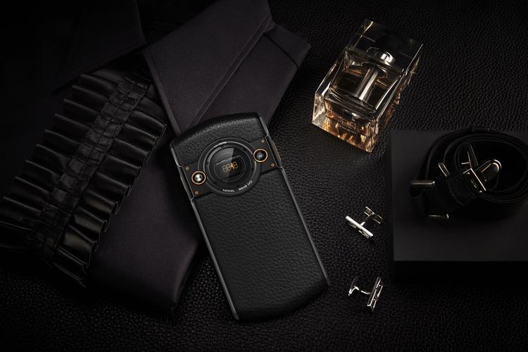 8848钛金手机有人买吗