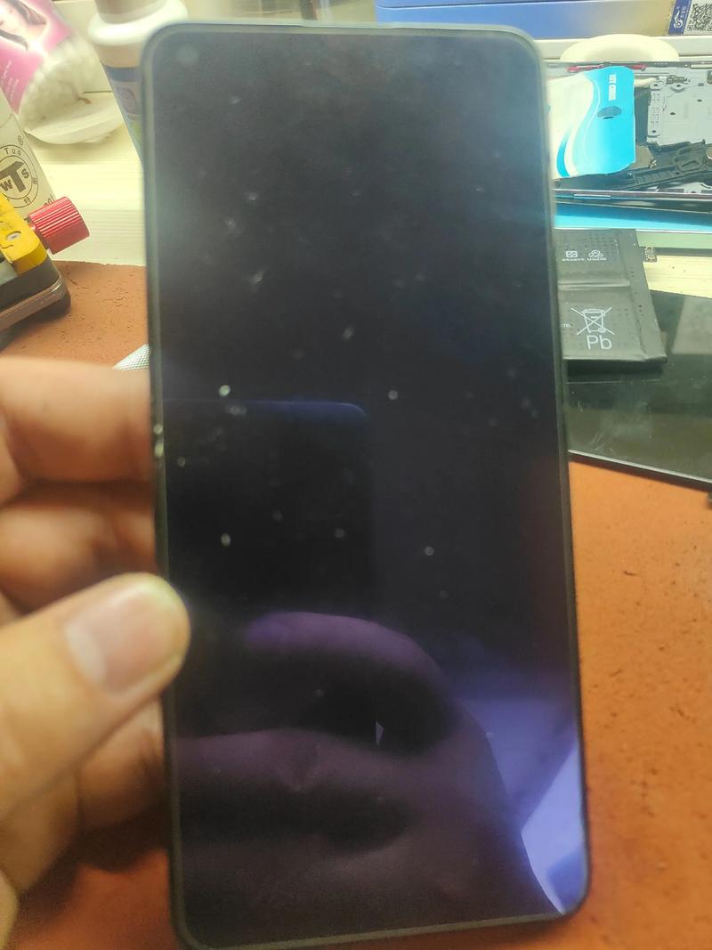 oppo手机死机重启不了