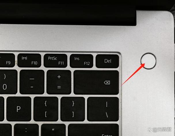 笔记本电脑按开机键没反应