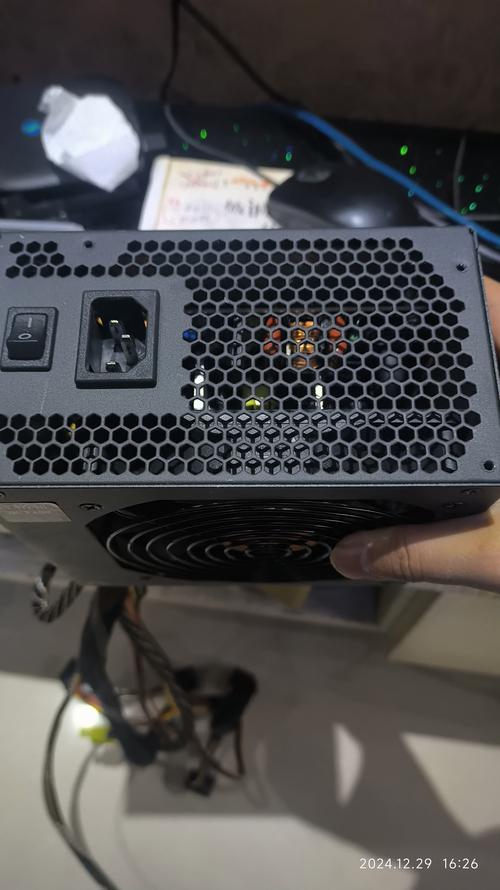 电脑电源450w够用吗