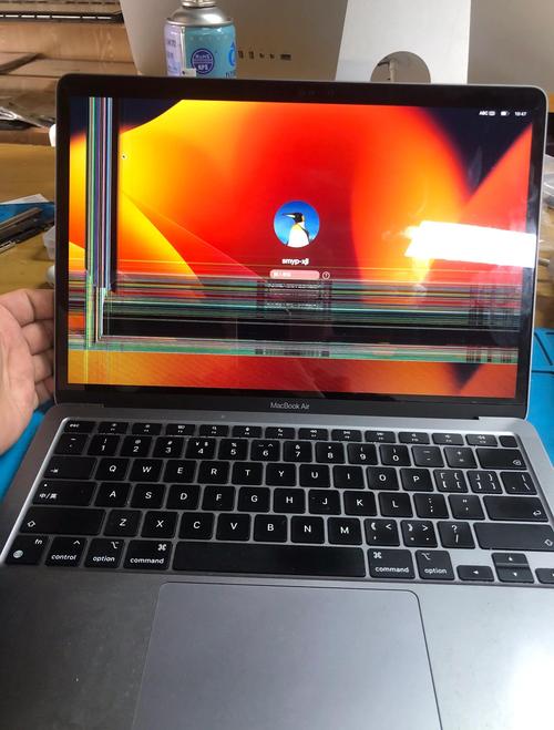 苹果笔记本换屏幕多少钱