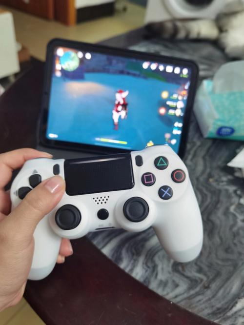 电脑可以用ps4手柄吗