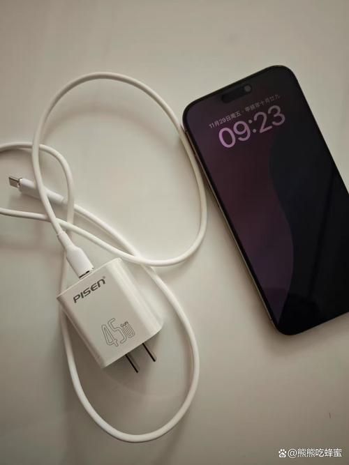 苹果手机充电发热正常吗