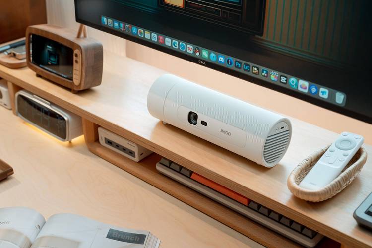 坚果投影仪怎么连接电脑