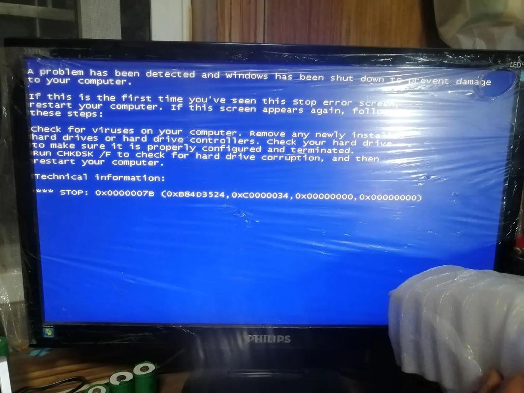 电脑蓝屏进不去安全模式