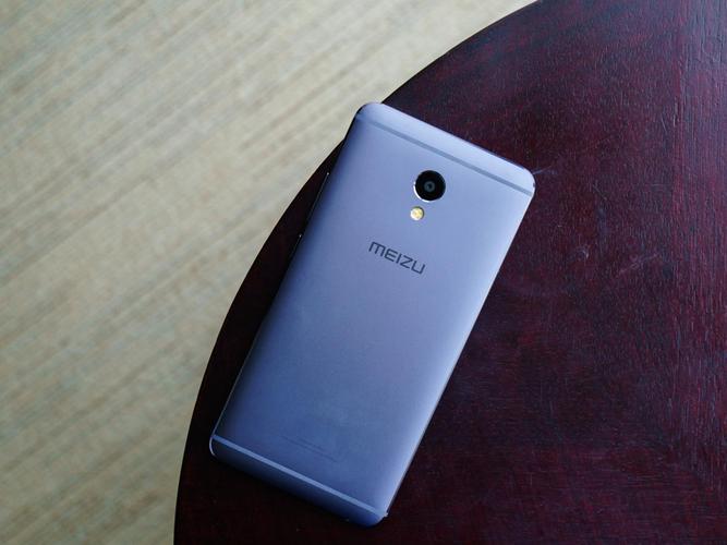 魅蓝e2是安卓系统吗