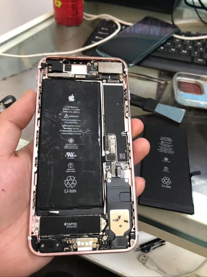 苹果7换电池教程图解